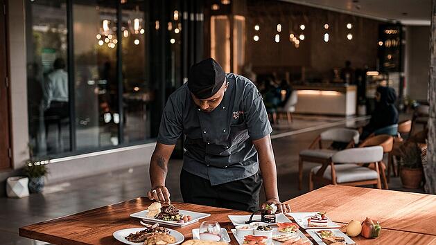 In Kitzingen bietet sich dir eine bunte Vielfalt an Restaurants.