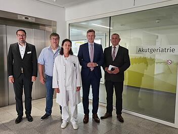 Naila: Kliniken Hochfranken begr&uuml;&szlig;en neue Chef&auml;rztin der Geriatrie