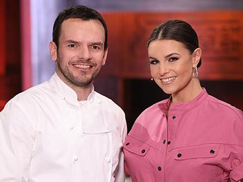 Steffen Henssler und Laurea Wontorra sind bei "Grill den Henssler" und anderen VOX-Shows ein eingespieltes Team.