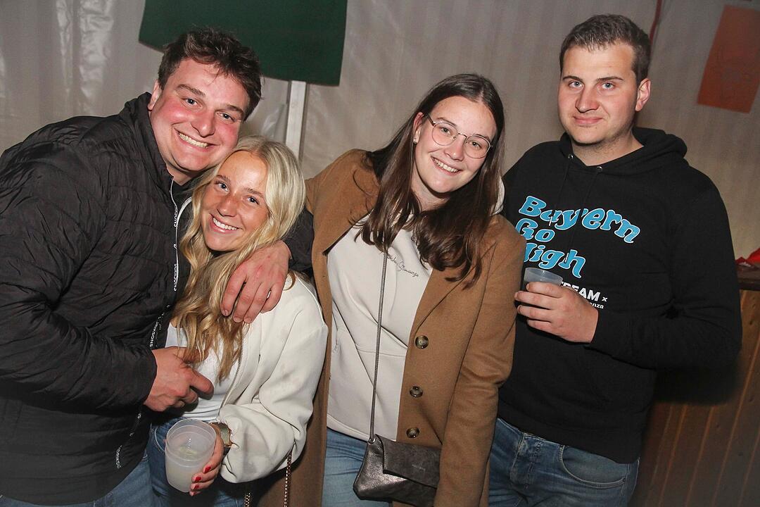 Party mit den DORFROCKERN Party mit den DORFROCKERN