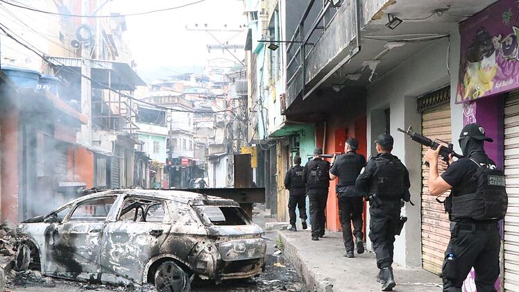 Polizeieinsatz in Favelas in Rio de Janeiro