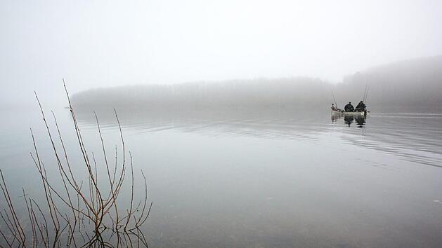 So viel Wasser wie auf dem Foto, f&uuml;hrt der Biggesee in NRW in diesen tagen nicht. Nach einem Unwetter lief der See leer. Symbolfoto: Bernd Thissen/dpa