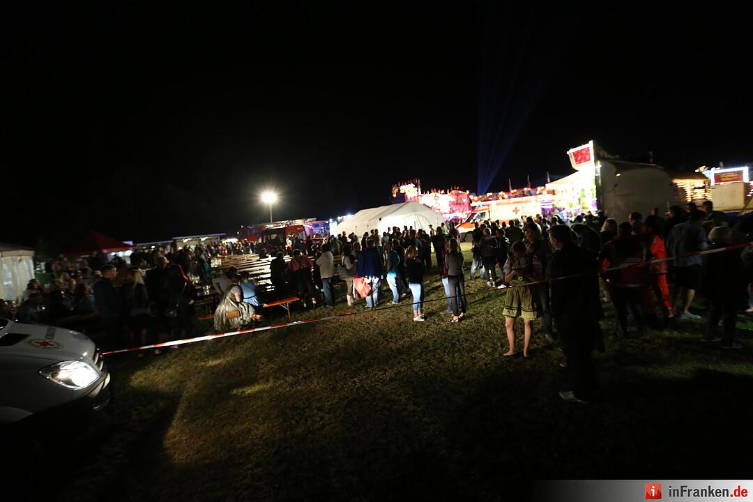 Reizgas-Attacke bei Wiesenfest in Naila
