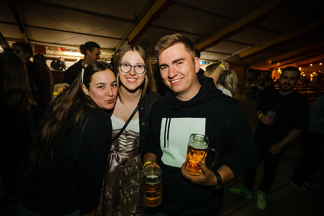 Weinfest Opening Party mit DJ Matze und Franky