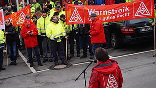 Warnstreik IG Metall in Kitzingen