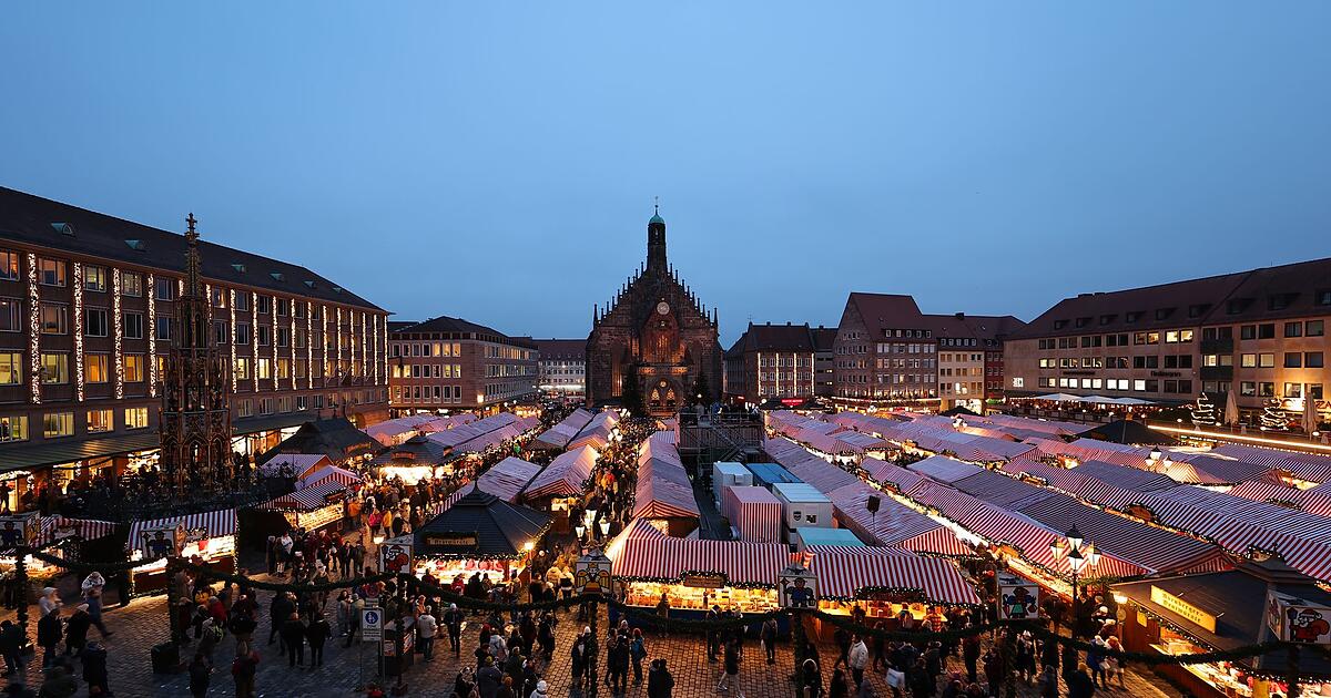 N-rnberger-Christkindlesmarkt-feierlich-er-ffnet
