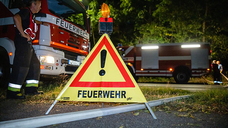 Waldbrand in N&uuml;rnberg ausgebrochen - rund 800 Quadratmeter betroffen