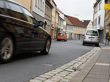 Die  Bahnhofstraße wirkt nicht mehr sehr ansehnlich.Archiv/Arkadius Guzy