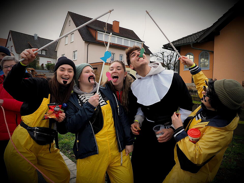 Beste Faschingslaune in Aura/Saale