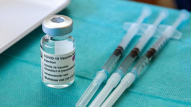 Ab nächster Woche gibt es keine Erstimpfungen mehr mit AstraZeneca in den Impfzentren mehr, nur noch in den Hausarzt-Praxen.