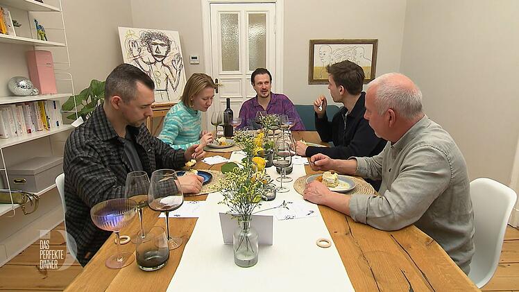 An Tag 4 trifft sich die Berliner "Dinner"-Runde bei Mato.