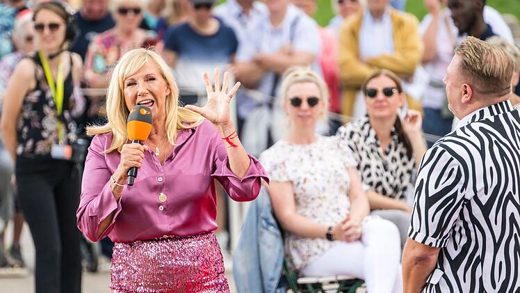Andrea Kiewel moderiert sei 2000 den ZDF-Fernsehgarten.
