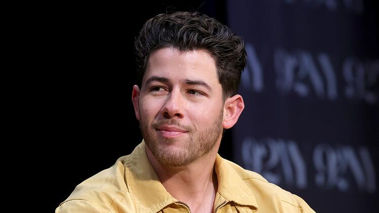 Im Interview spricht Nick Jonas offen dar&uuml;ber, warum er seine riesigen Erfolge nicht genie&szlig;en konnte.