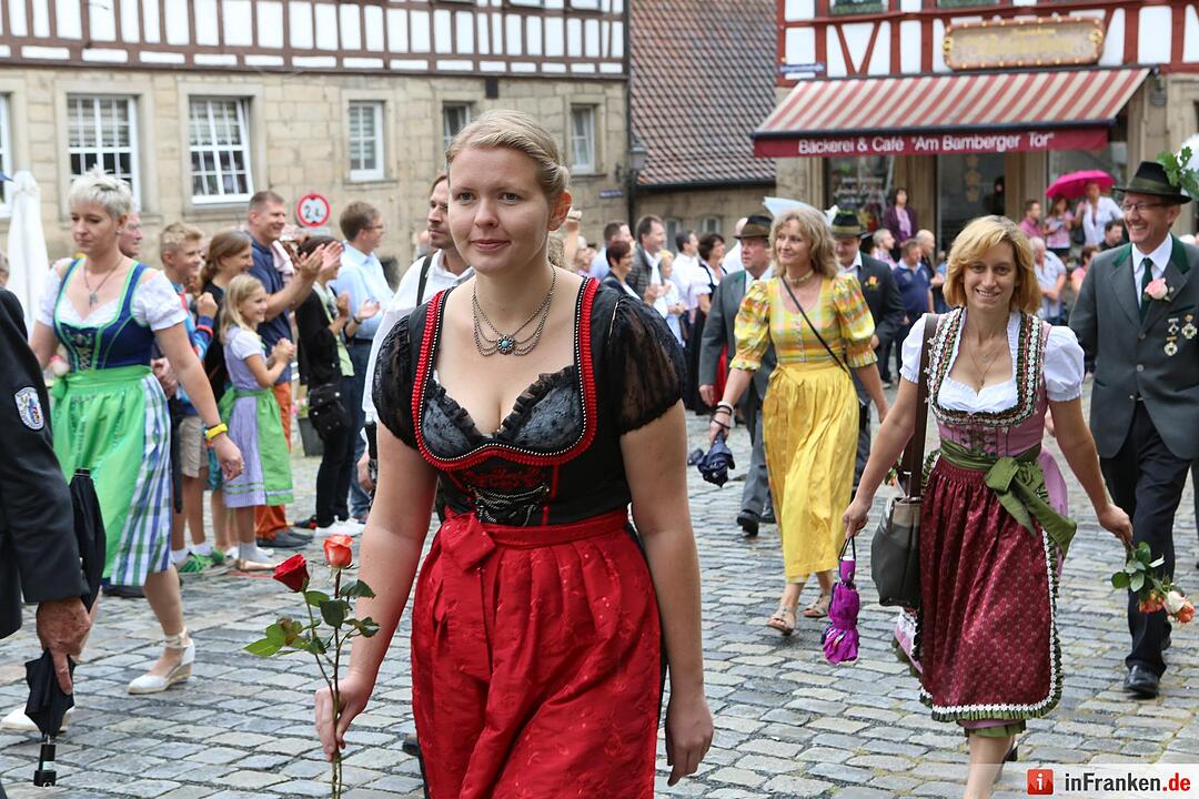 Kronacher Freischießen: Schützenauszug