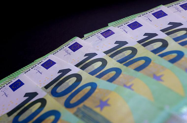 DZ Bank: Deutsche sparen weniger