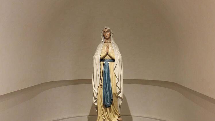 Die Lourdes-Grotte Foto: Ulrike Nauer