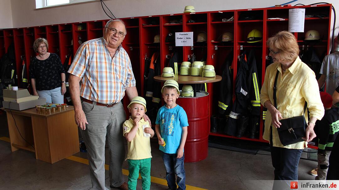 Neues Fahrzeug für die Feuerwehr Lehrberg