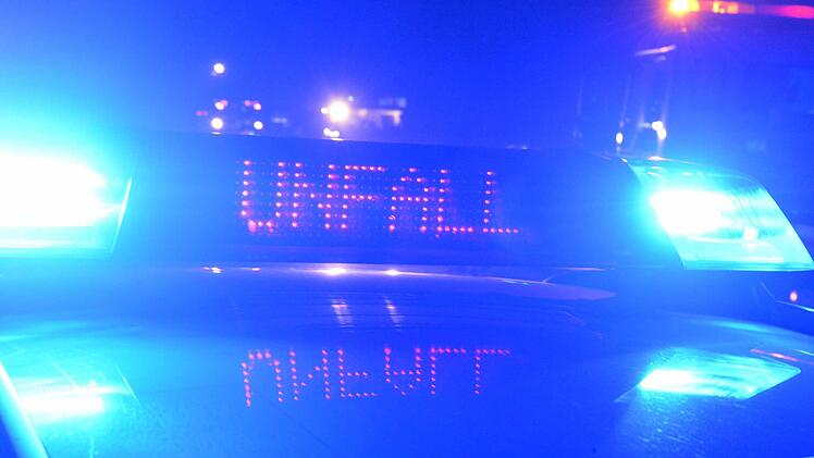 Unfall bei Nüdlingen im Landkreis Bad Kissingen. Symbolfoto: Ronald Rinklef