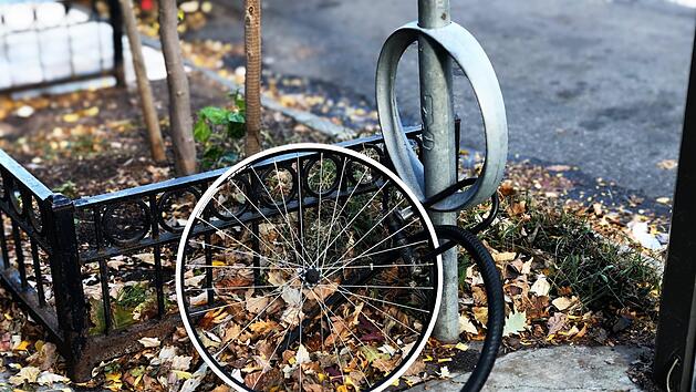Stiftung Warentest testet die Fahrradschlösser unter möglichst realen Bedingungen. Bild: Unsplash