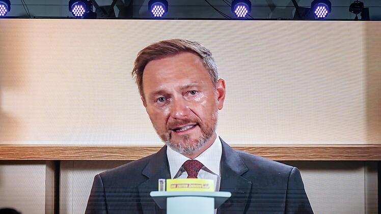 Schwitzender Lindner sorgt bei FDP-Parteitag für Empörung