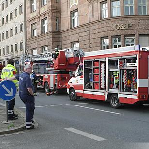 Feuerwehreinsatz nach Blitzeinschlag in Nürnberg