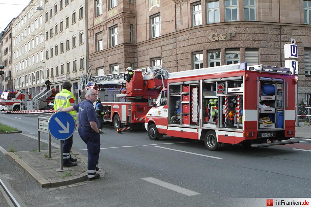 Feuerwehreinsatz nach Blitzeinschlag in Nürnberg