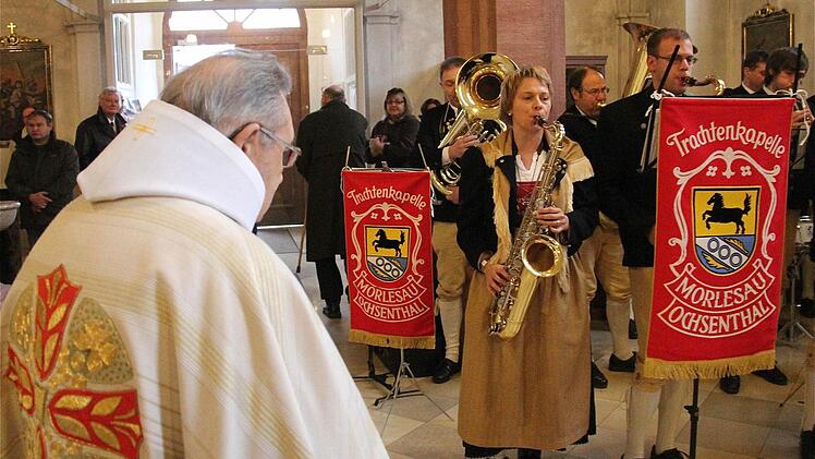 Die Trachtenkapelle Morlesau-Ochsenthal spielte im Kloster.