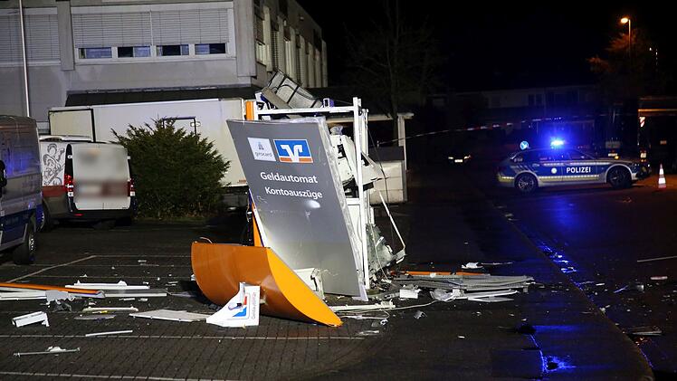 Aschaffenburg, Daimlerstraße - Geldautomatenspreng