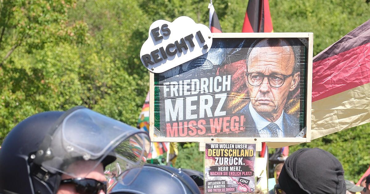 10.000 Menschen heute bei rechter Demo in Bamberg? Chaos und Gegenproteste ...