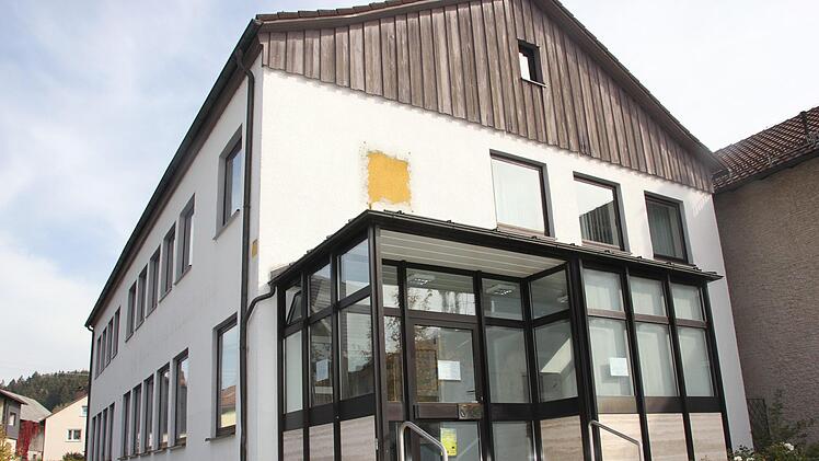 Hier war die Selbstbedienungs-Filiale der VR-Bank Oberfranken Mitte in Rothenkirchen untergebracht. Foto: Andreas Schmitt