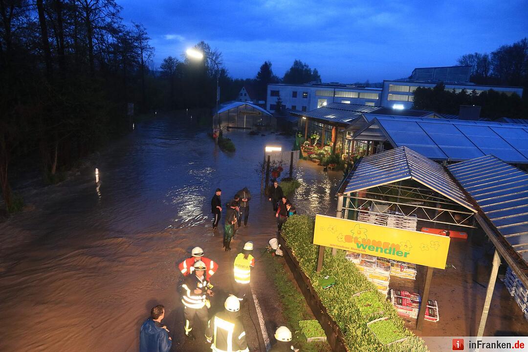 Land unter in Mittelfranken: Massive Regenmengen treffen das Nürnberger Land