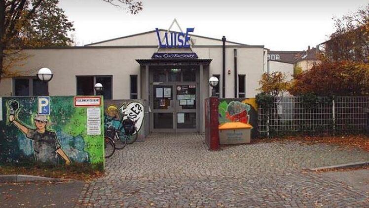 Bei einem Hip-Hop-Konzert in N&uuml;rnberg ist es am Wochenende zu rechtsradikalen sowie rassistischen &Auml;u&szlig;erungen gekommen. Der Veranstalter reagierte umgehend.  Foto: Screenshot Facebook / Luisa - The Cultfactory