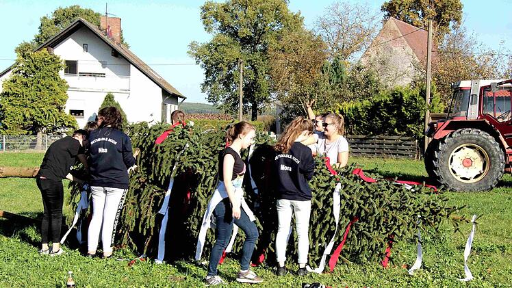 Impressionen von der Bucher Kerwa Richard Sänger