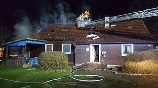 Anbau geht in Flammen auf