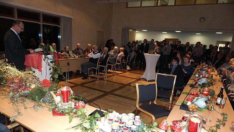 Beim Neujahrsempfang in WeisendorfRichard Sänger