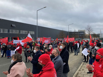 Hof: Wegen Insolvenz der DGH-Group - 250 Mitarbeiter k&auml;mpfen um Jobs