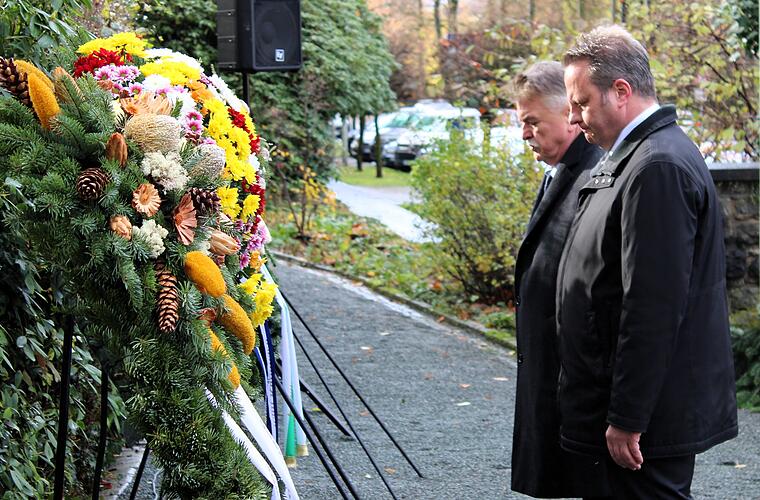 Kulmbach: Stadt gedenkt Opfer zum Volkstrauertag - "Erinnerung ist so wichtig"