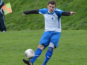 Für Ruslan Zhyvka vom TSV Waldfenster sind Tore eher eine Selbstverständlichkeit als eine fußballerische Sensation. Foto: ssp/Archiv