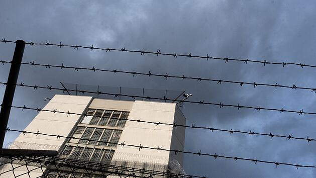 Ex-DSDS-Star Menowin Fröhlich (34) muss ins Gefängnis - Bewährung ist "keine Option"