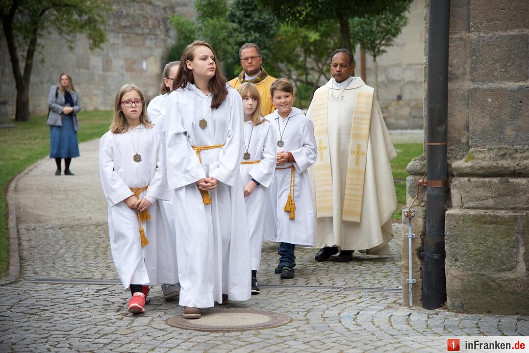 Nach einjähriger Kirchensanierung: Hannberg feiert die Wiedereröffnung der Wehrkirche der Pfarrei Geburt Mariens Hannberg