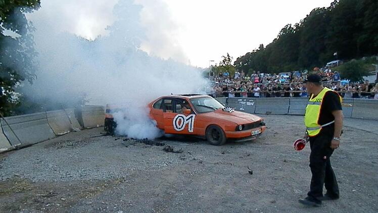 Der Burnout-Wettbewerb. Foto: Rainer Fritsch