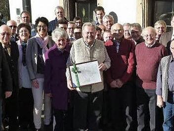Eine riesige Gratulantenschar erwies Hans-Dieter Limmer zum 80. Geburtstag die Ehre. Foto: Werner Oetter