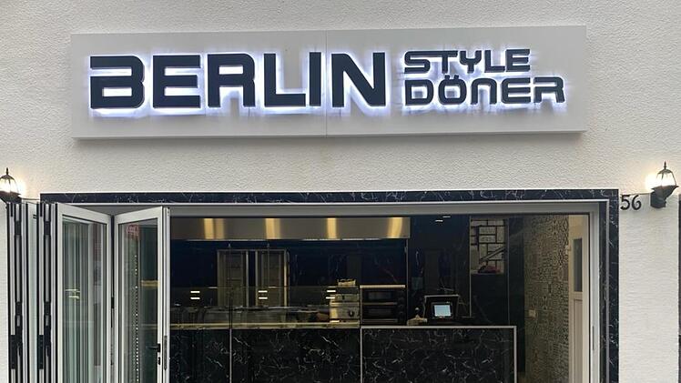 Lauf an der Pegnitz: "Berlin Style Döner" am Marktplatz eröffnet - Betreiber will Trend aufgreifen