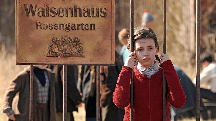 Mutter, wo bist du? Martina (Janina Fautz) wartet im Waisenhaus.