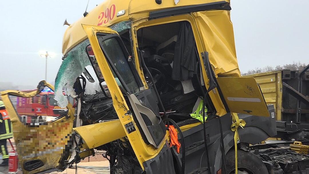 Unterfranken: Drei Menschen sterben bei Lkw-Unfall auf A3