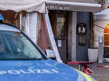 Ein Toter und acht Verletzte nach Restaurantbesuch in Weiden