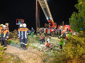 Beim Sternschnuppen schauen abgestürzt - 23-jähriger stürzt am Staffelberg in Felsspalte