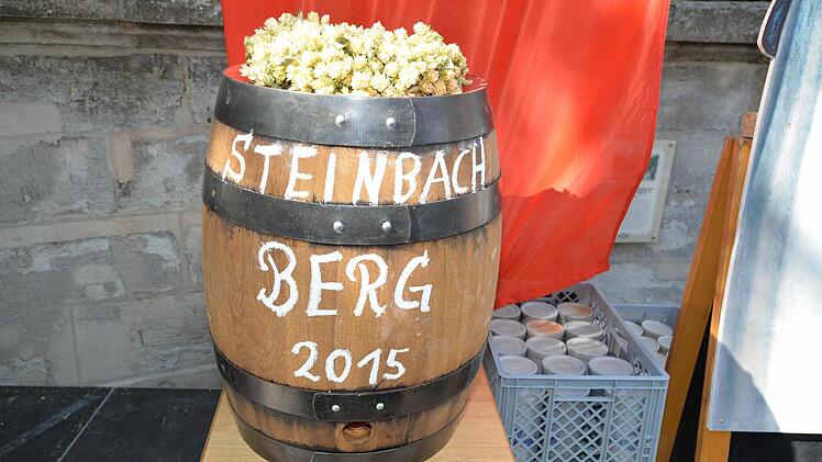 Anstich zur Erlanger Bergkirchweih 2015 Foto: Ronald Rinklef