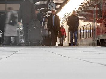 Laut Bahn verbessert der neue Winterfahrplan das Angebot in Franken ab dem 9. Dezember. Stephan Großmann