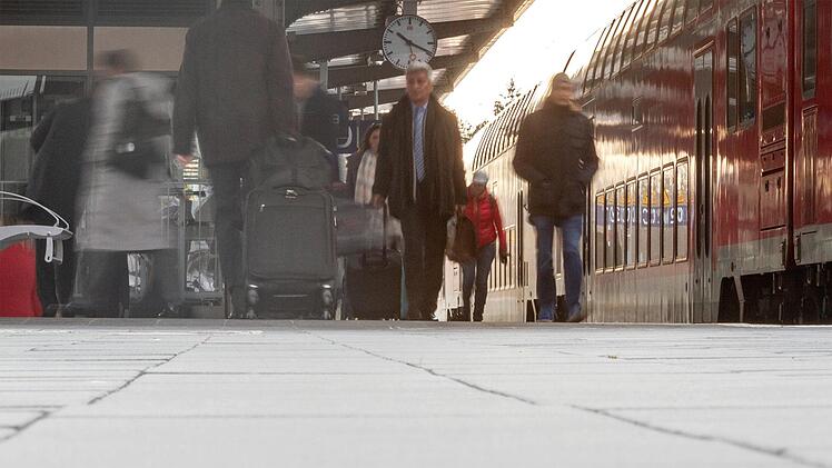 Laut Bahn verbessert der neue Winterfahrplan das Angebot in Franken ab dem 9. Dezember. Stephan Großmann